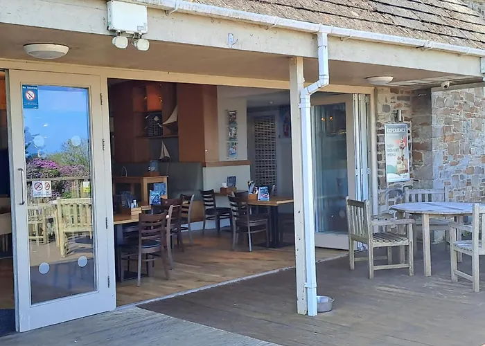 Beautiful 2-Bed Chalet In Bideford